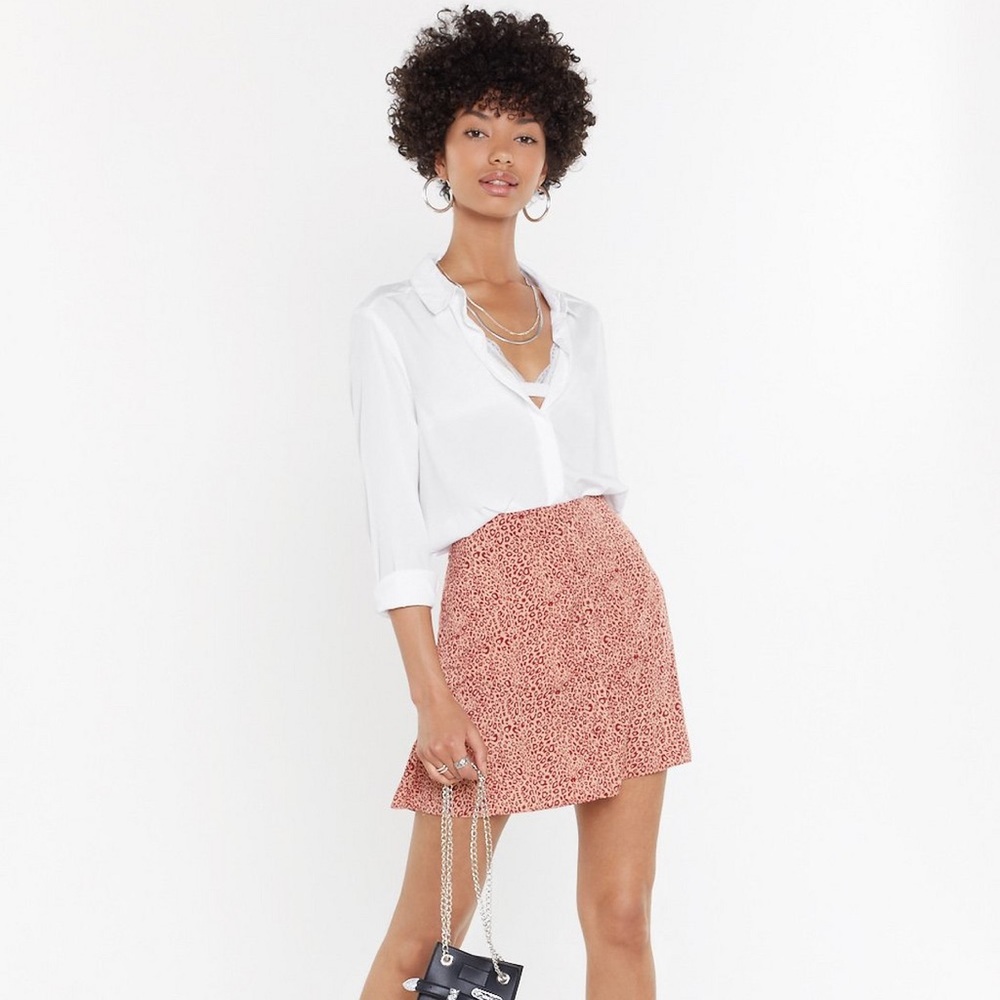 NASTY GAL LEOPARD BUTTON UP SKIRT
